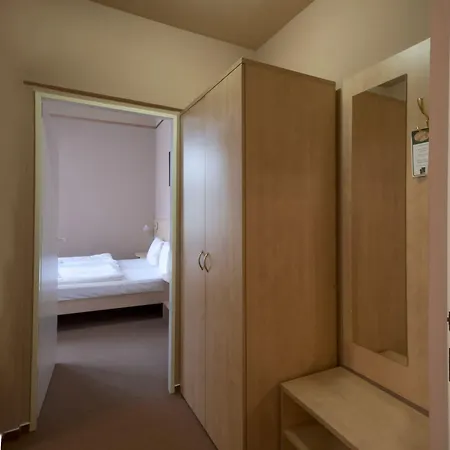 Metropol Hotel